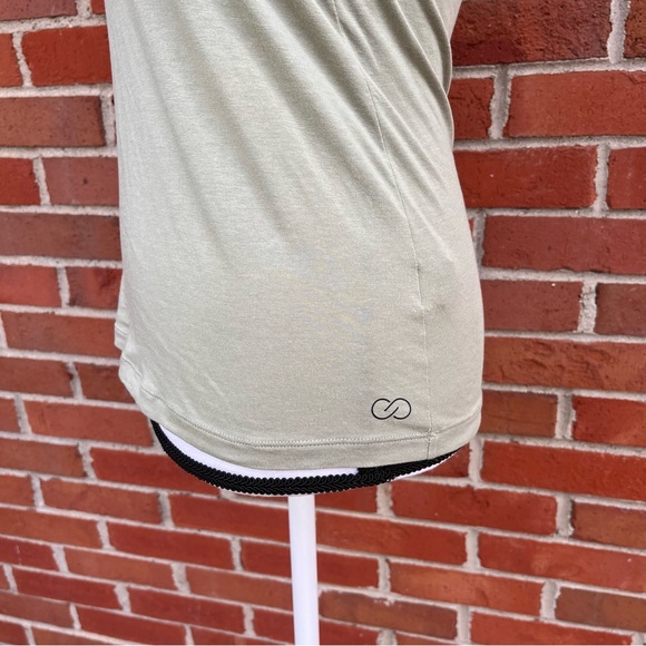 Calia by Carrie Underwood Everyday Slim Scoop Neck Sage Green Tank Top Small - Picture 4 of 6